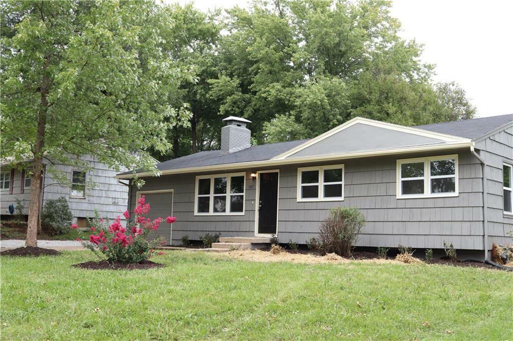 Property Photo:  707 Mulberry Street  MO 64012 