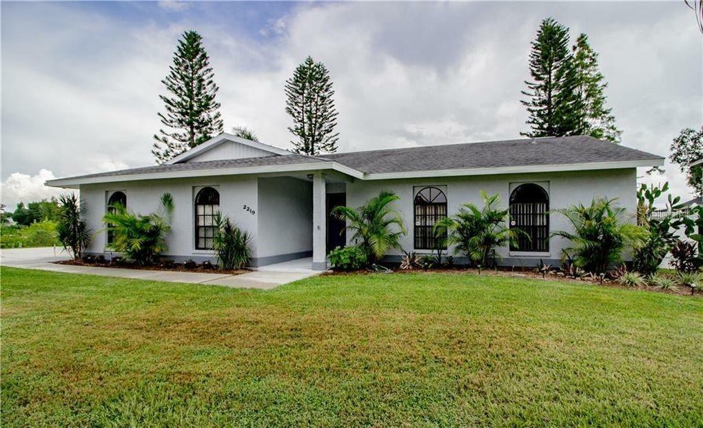 Property Photo:  2219 Lake Holloway Boulevard  FL 33801 