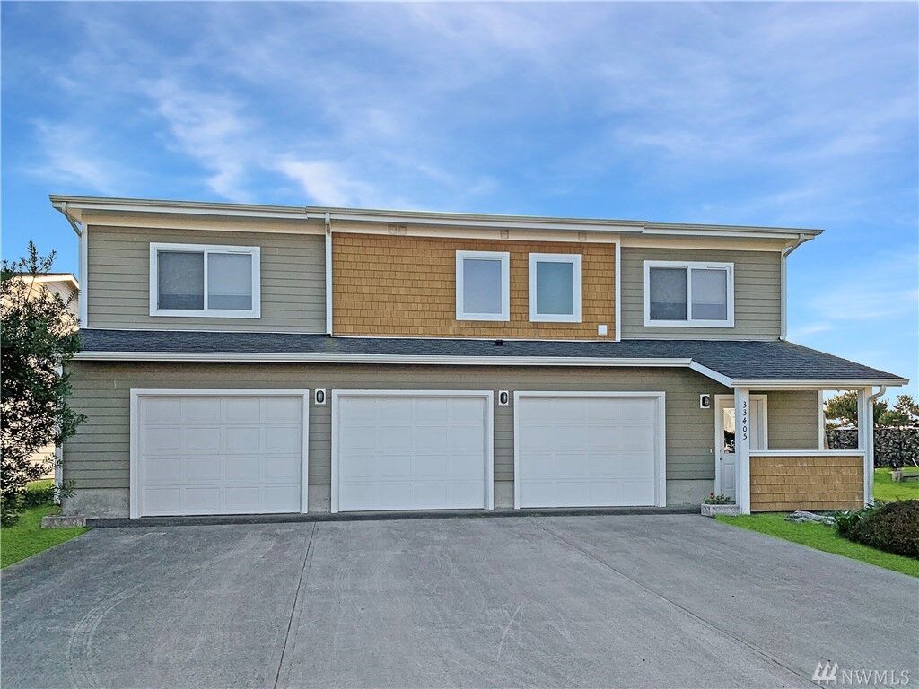 Property Photo:  33405  G Street  WA 98640 