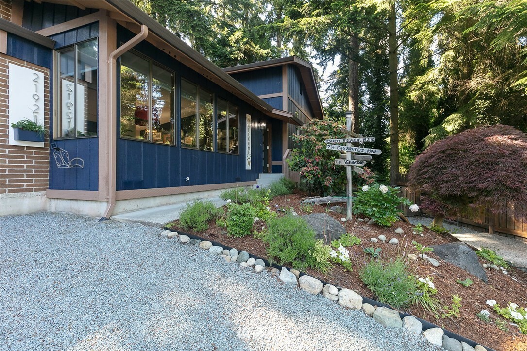 Property Photo:  21921 34th Avenue S  WA 98198 