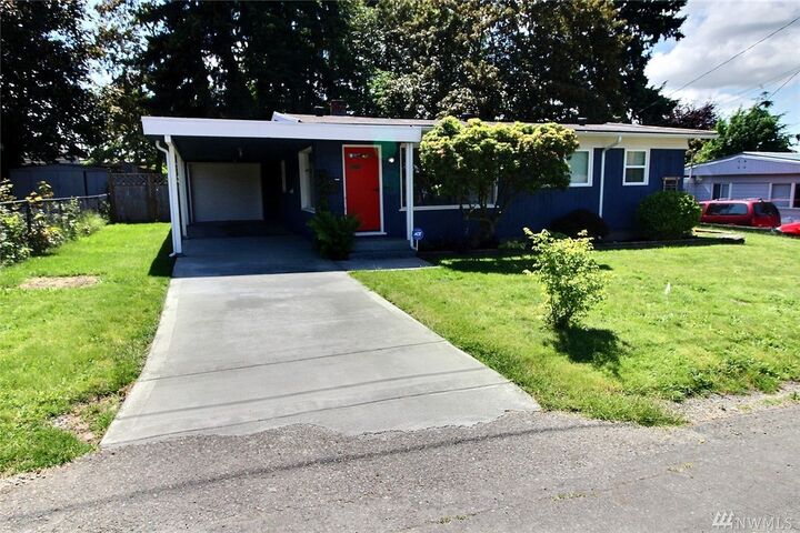 2303 NE 8th Place  Renton WA 98056 photo