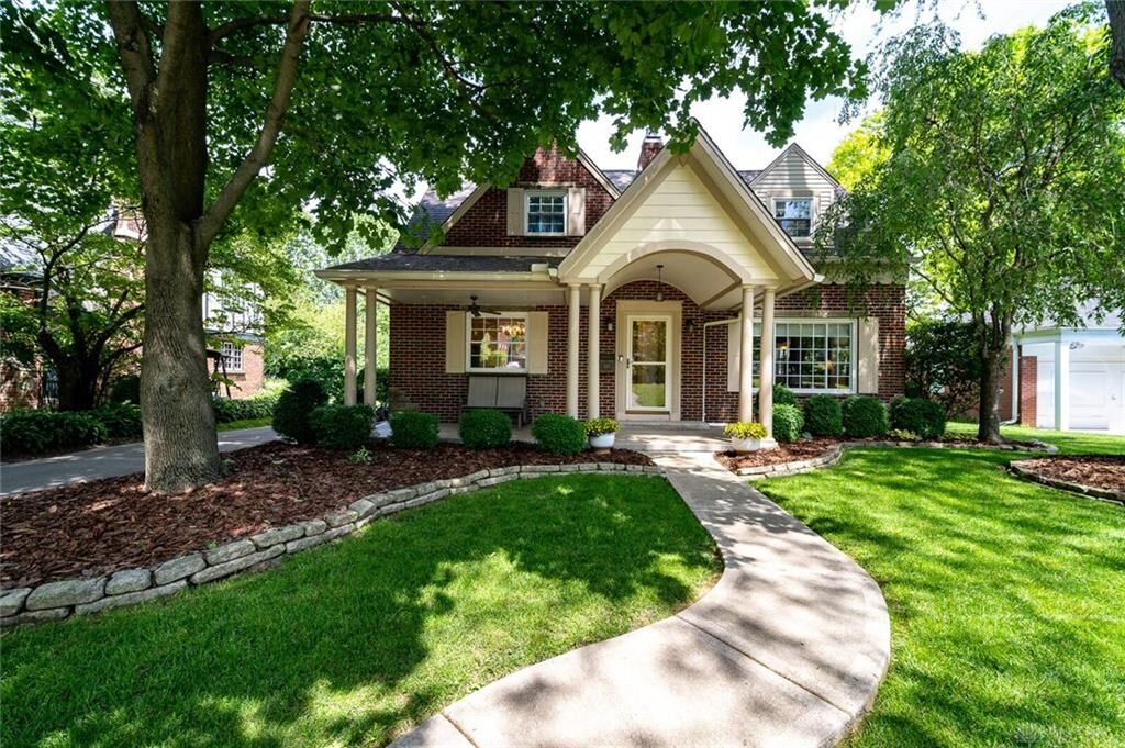 Property Photo:  530 Woodview Drive  OH 45419 