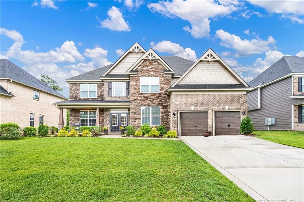 Property Photo: 2909 Cragburn Place NC 28306