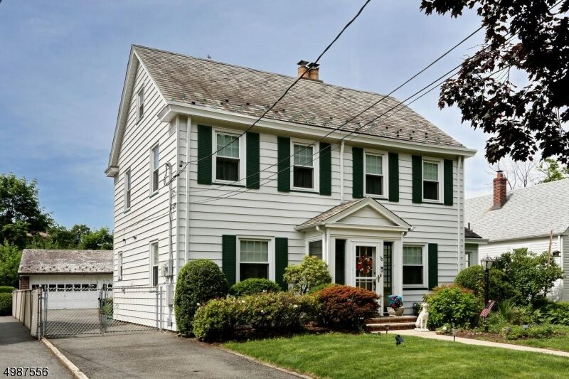 Property Photo: 98 Hazelwood Rd NJ 07003