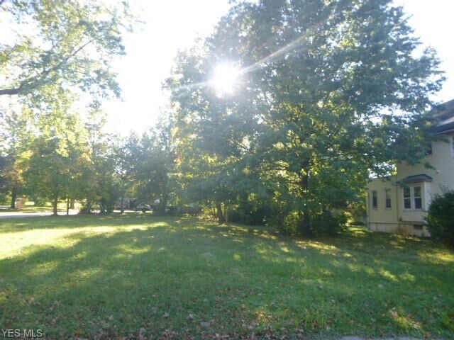 Property Photo:  Robindale Avenue  OH 44092 