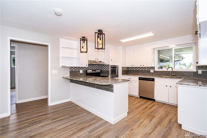 Property Photo:  1512  View Avenue  WA 98531 