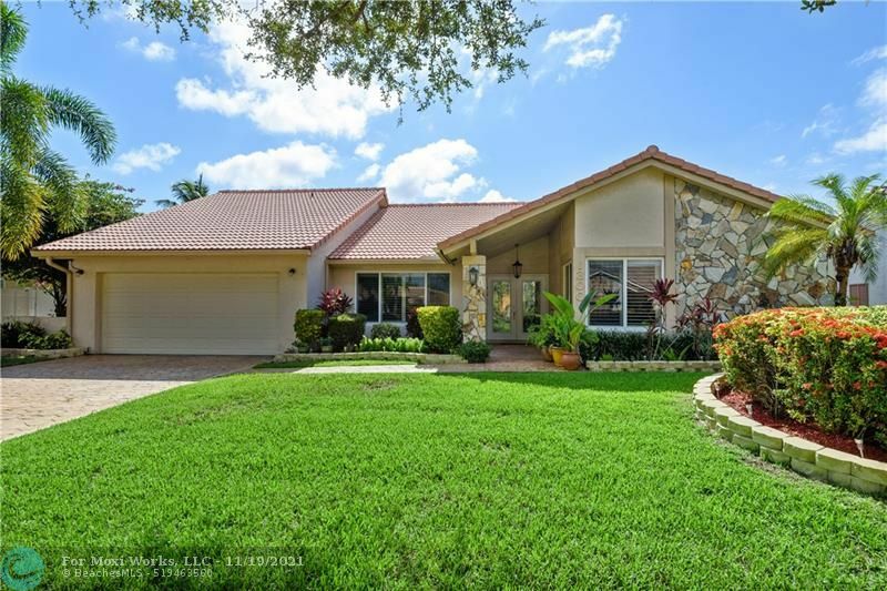 Property Photo:  1300 NW 99th Ave  FL 33322 