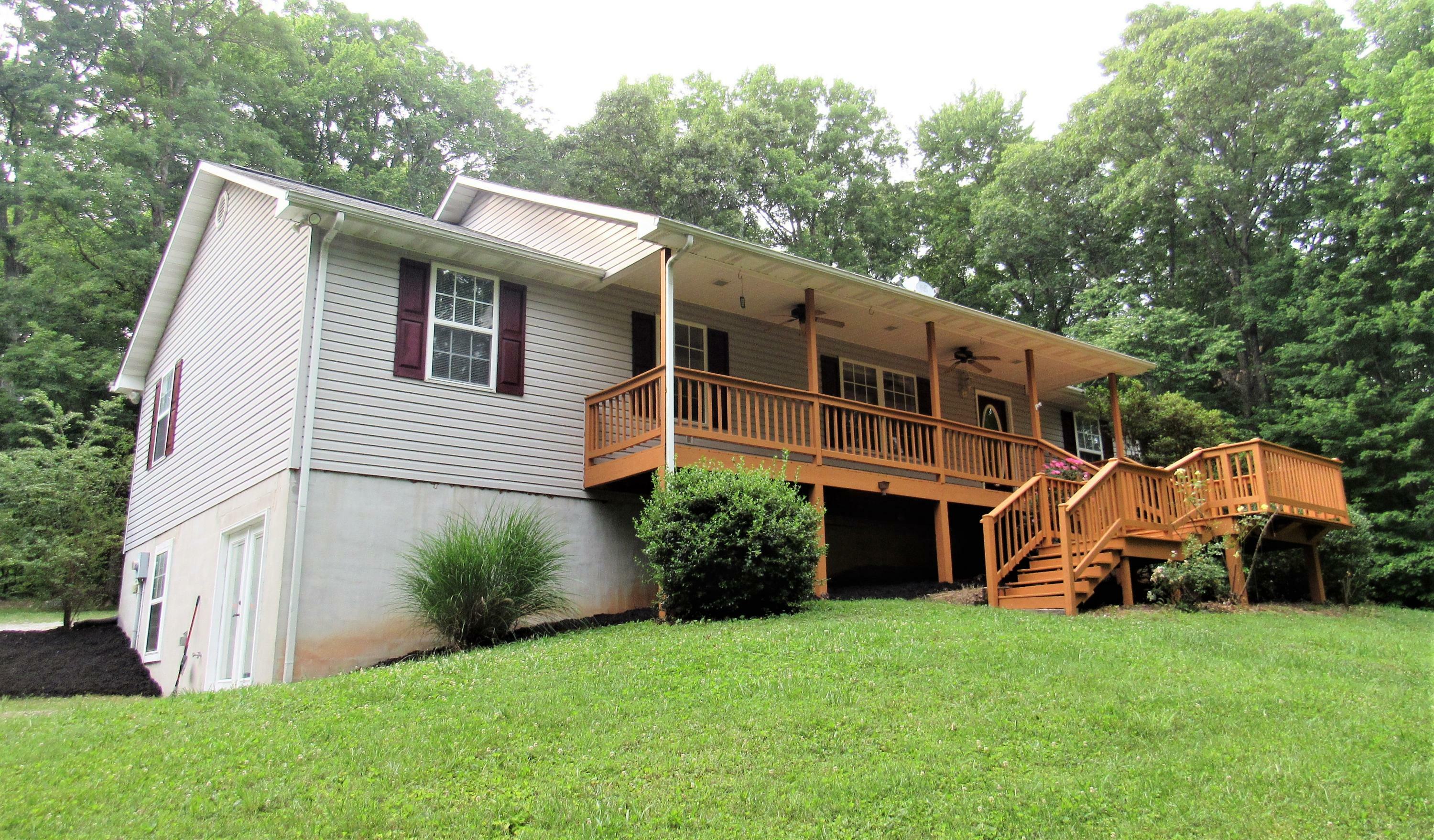 Property Photo:  180 Shelton Lane  TN 37716 