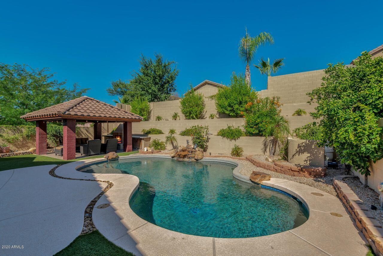 Property Photo: 33604 N 24th Drive AZ 85085