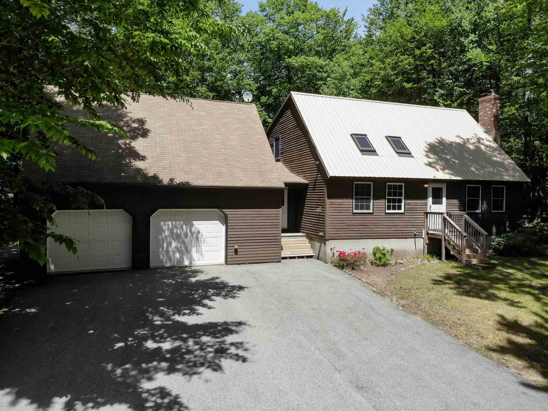 Property Photo:  33 Lakeview Drive  NH 03281 