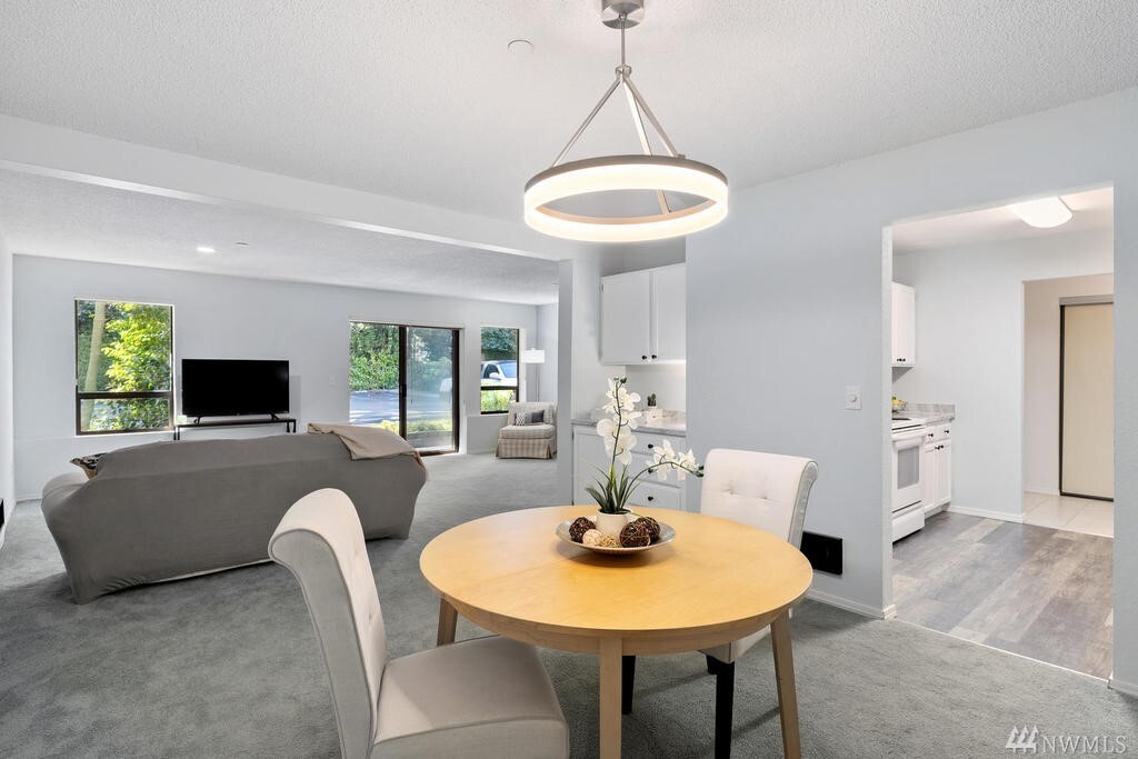 Property Photo: 18606 52nd Avenue W 212 WA 98037