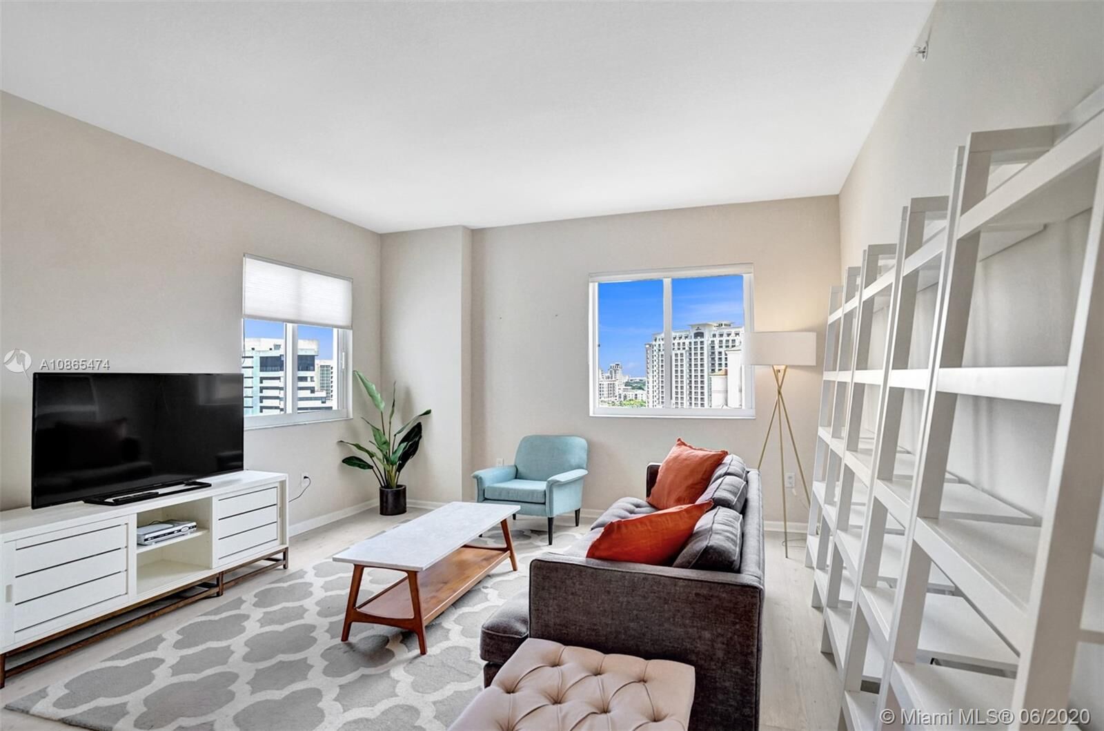 Property Photo:  10 Aragon Ave 1114  FL 33134