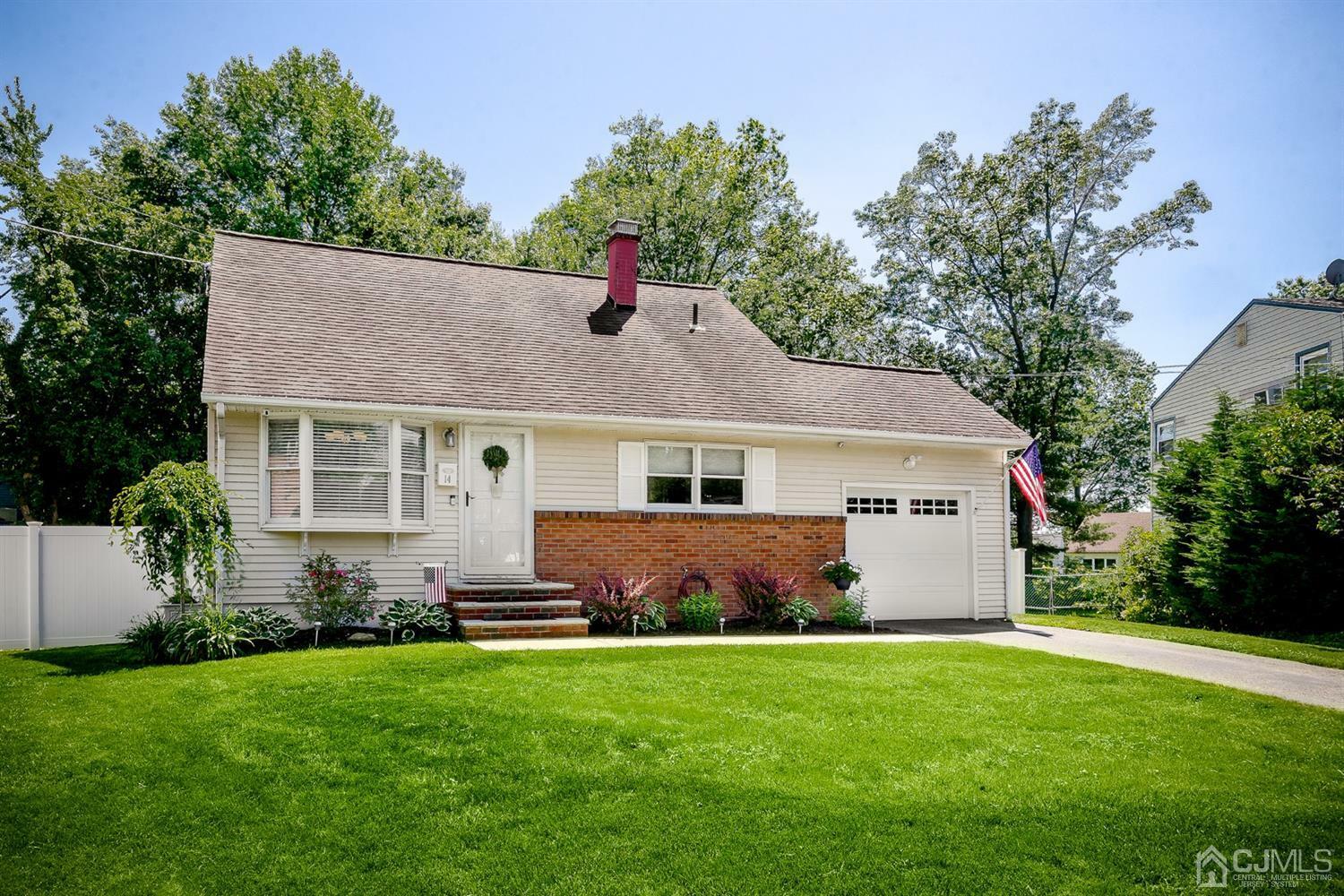 Property Photo:  14 Bell Court  NJ 08816 