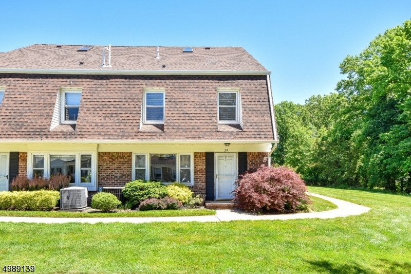 Property Photo:  29 Tisbury Vlg  NJ 07076 