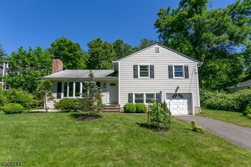 Property Photo:  852 River Rd  NJ 07928 