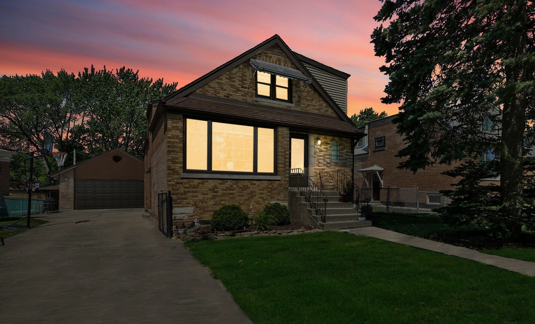 Property Photo:  10924 South Tripp Avenue  IL 60453 