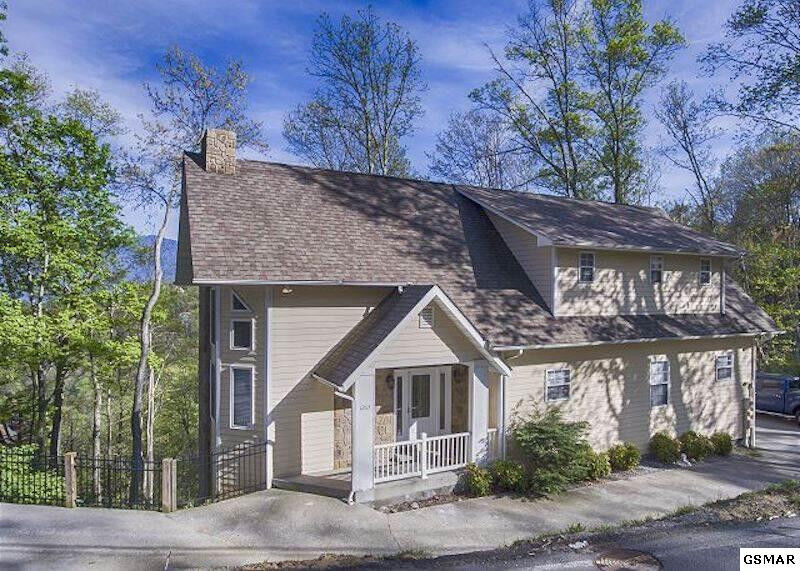 Property Photo: 1263 Ski View Drive TN 37738