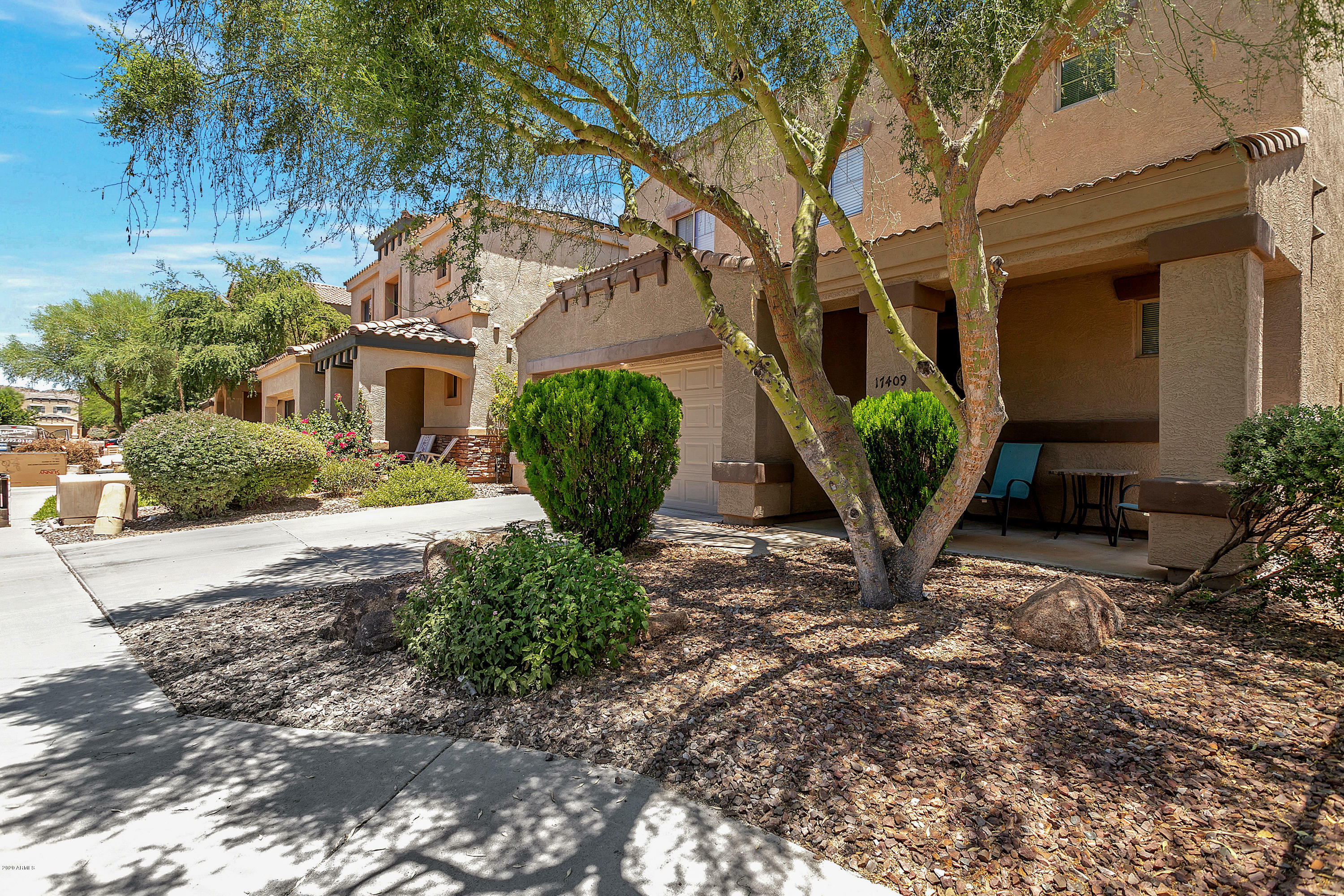 Property Photo:  17409 N 19th Run  AZ 85022 