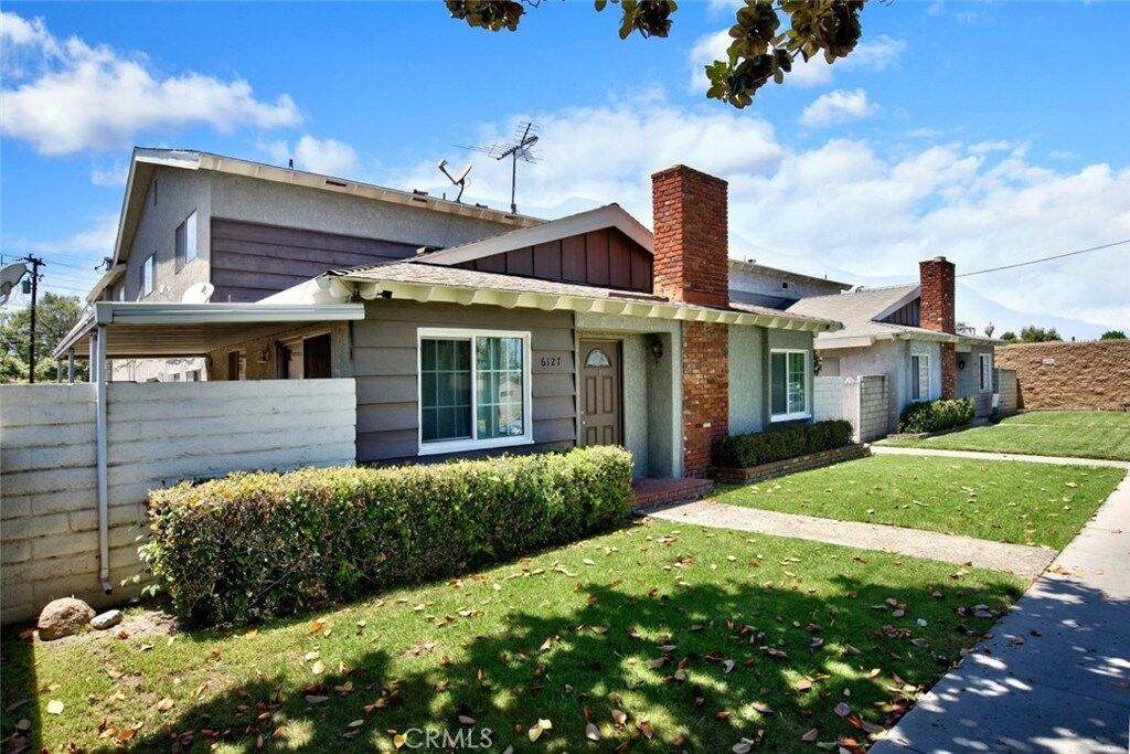 Property Photo:  6127 Woodruff Avenue  CA 90713 