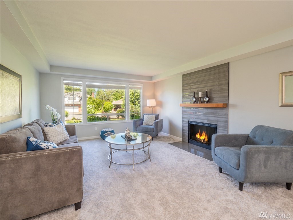 Property Photo: 21903 38th Avenue W WA 98036