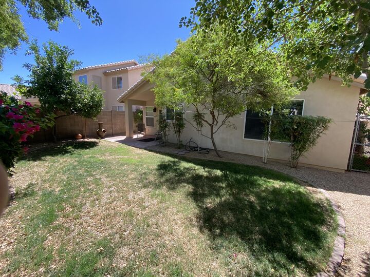Property Photo: 4034 E Chaparosa Way AZ 85331
