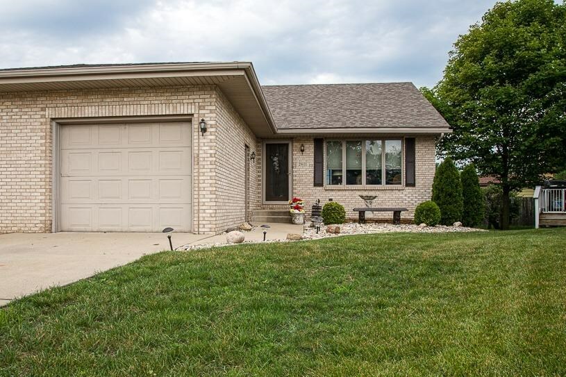 Property Photo: 2611 41st Place IN 46322