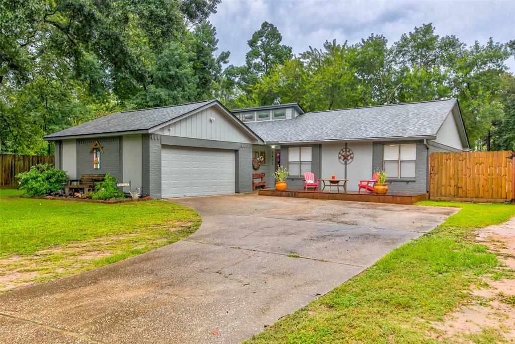 Property Photo: 5402 Palamino Court TX 77346