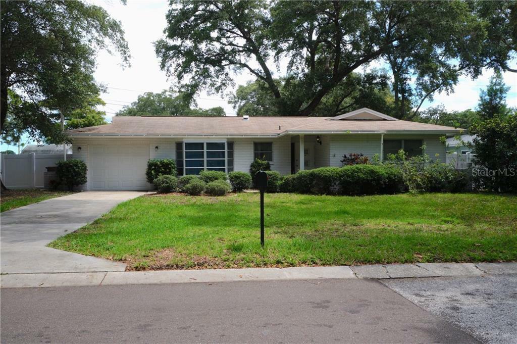 Property Photo:  9995 56th Avenue N  FL 33708 