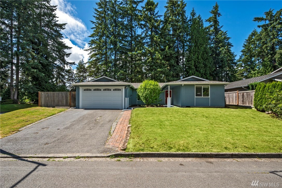 Property Photo: 14137 105th Ave NE WA 98034