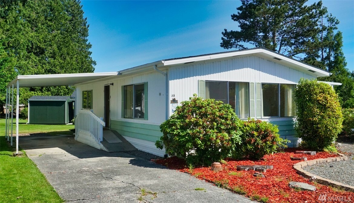 Property Photo:  2725 E Fir St 33  WA 98273 