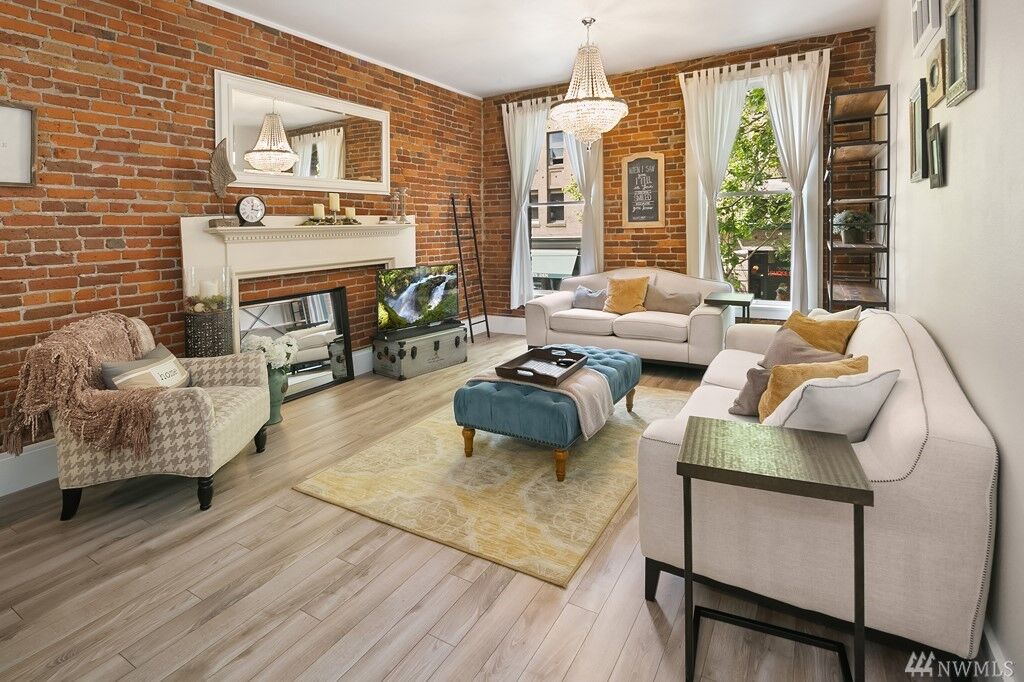 Property Photo:  312  1st Avenue S 1  WA 98104 