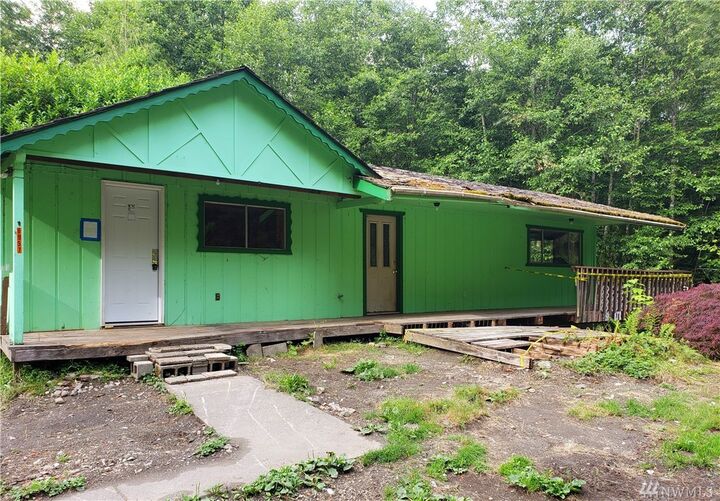 8957 E Pressentin Dr  Concrete WA 98237 photo