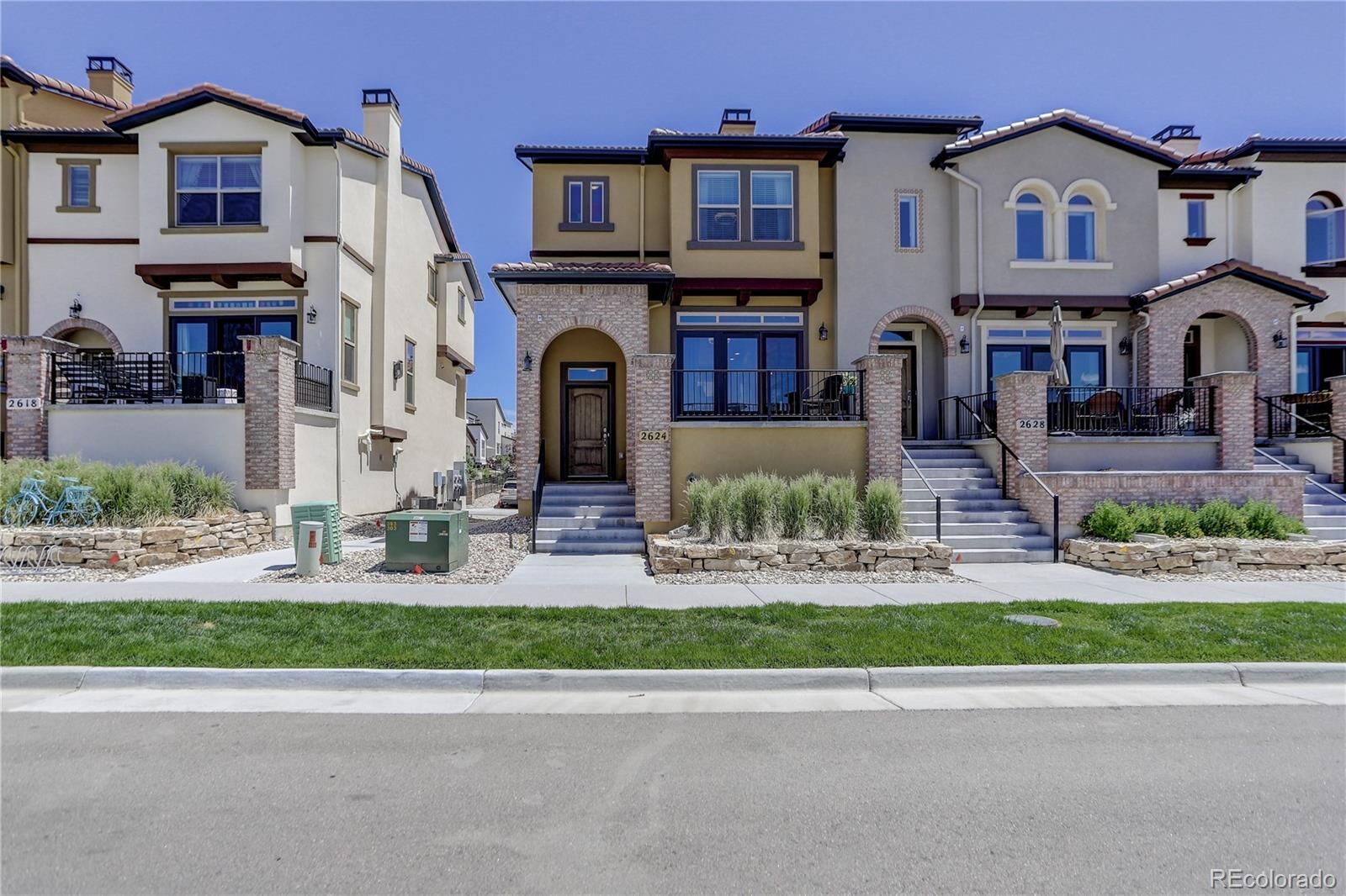 Property Photo: 2624 S Orion Street CO 80228