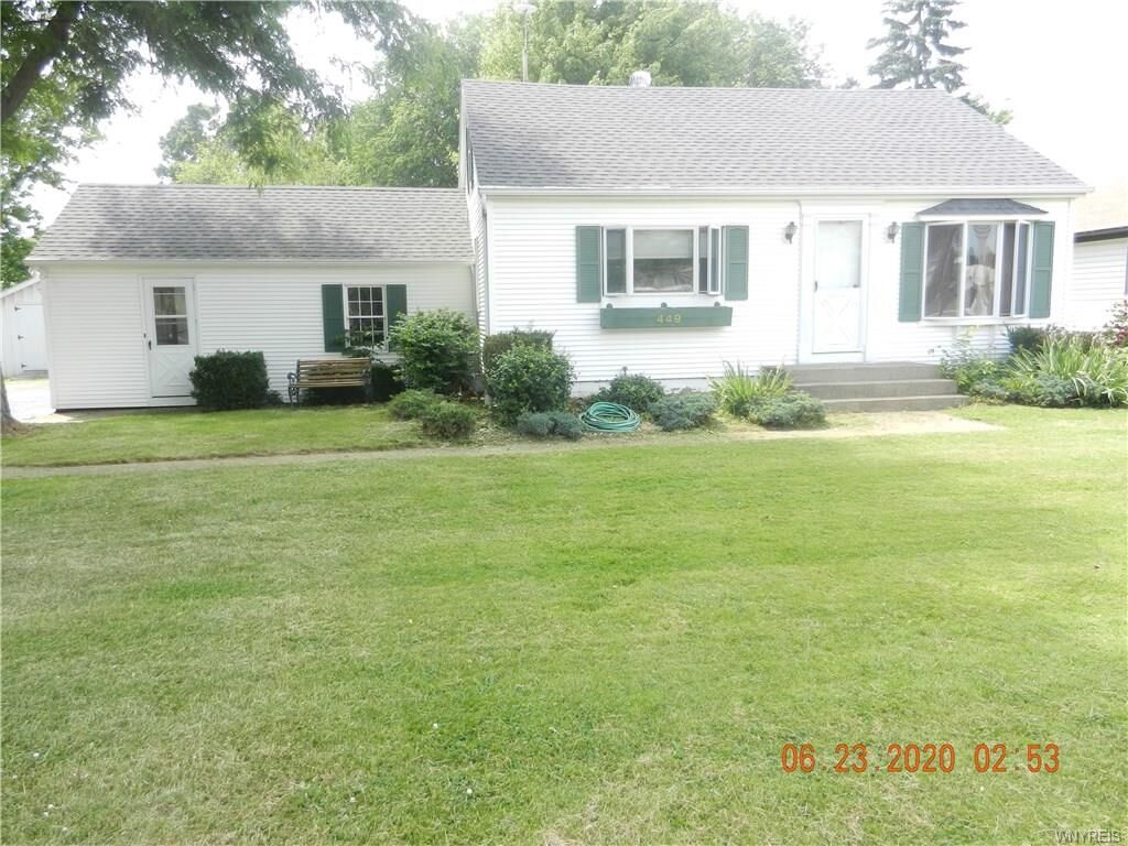 Property Photo:  449 Sunset Drive  NY 14075