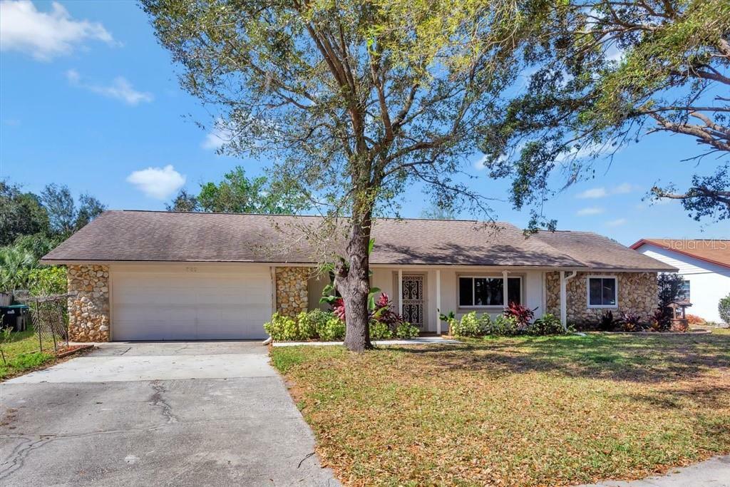 Property Photo:  720 Gran Paseo Drive  FL 32825 