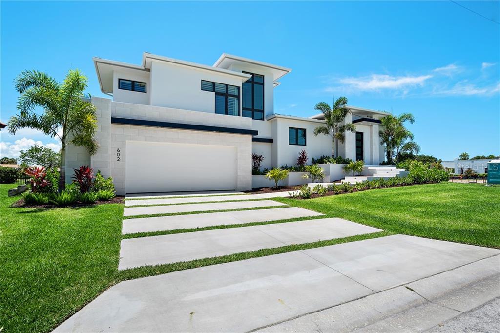 Property Photo: 602 Ranger Lane FL 34228