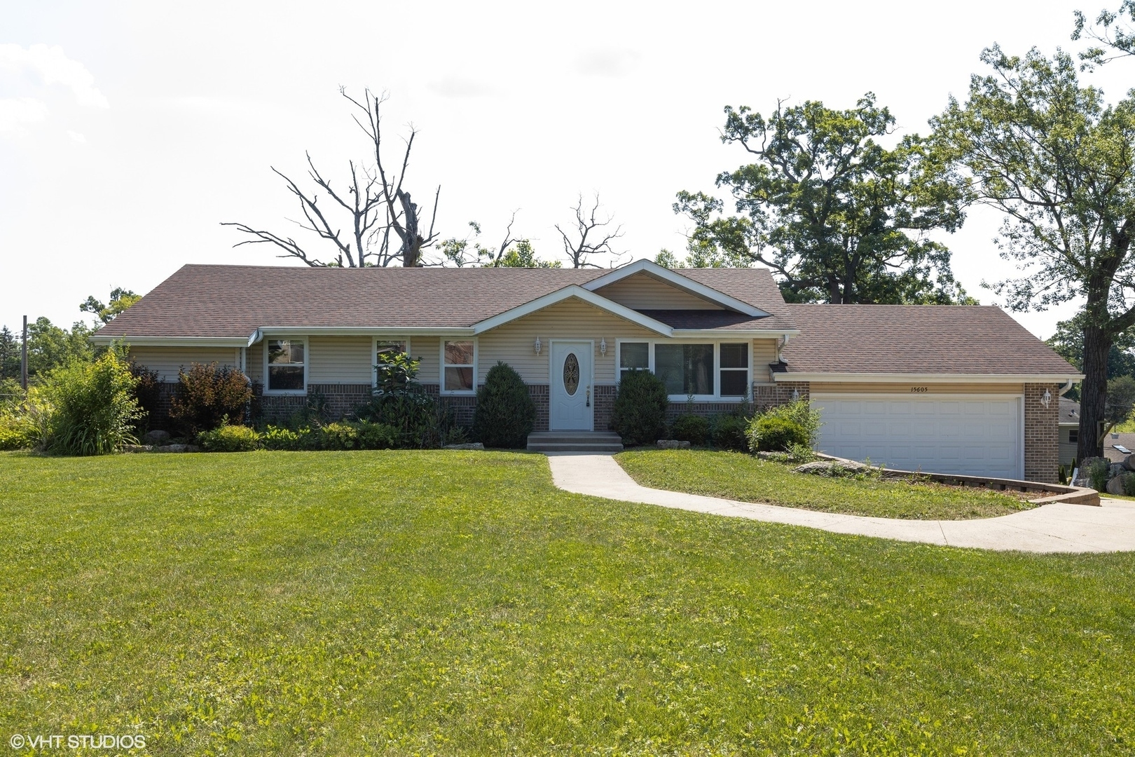 Property Photo:  15605 116th Avenue  IL 60467 