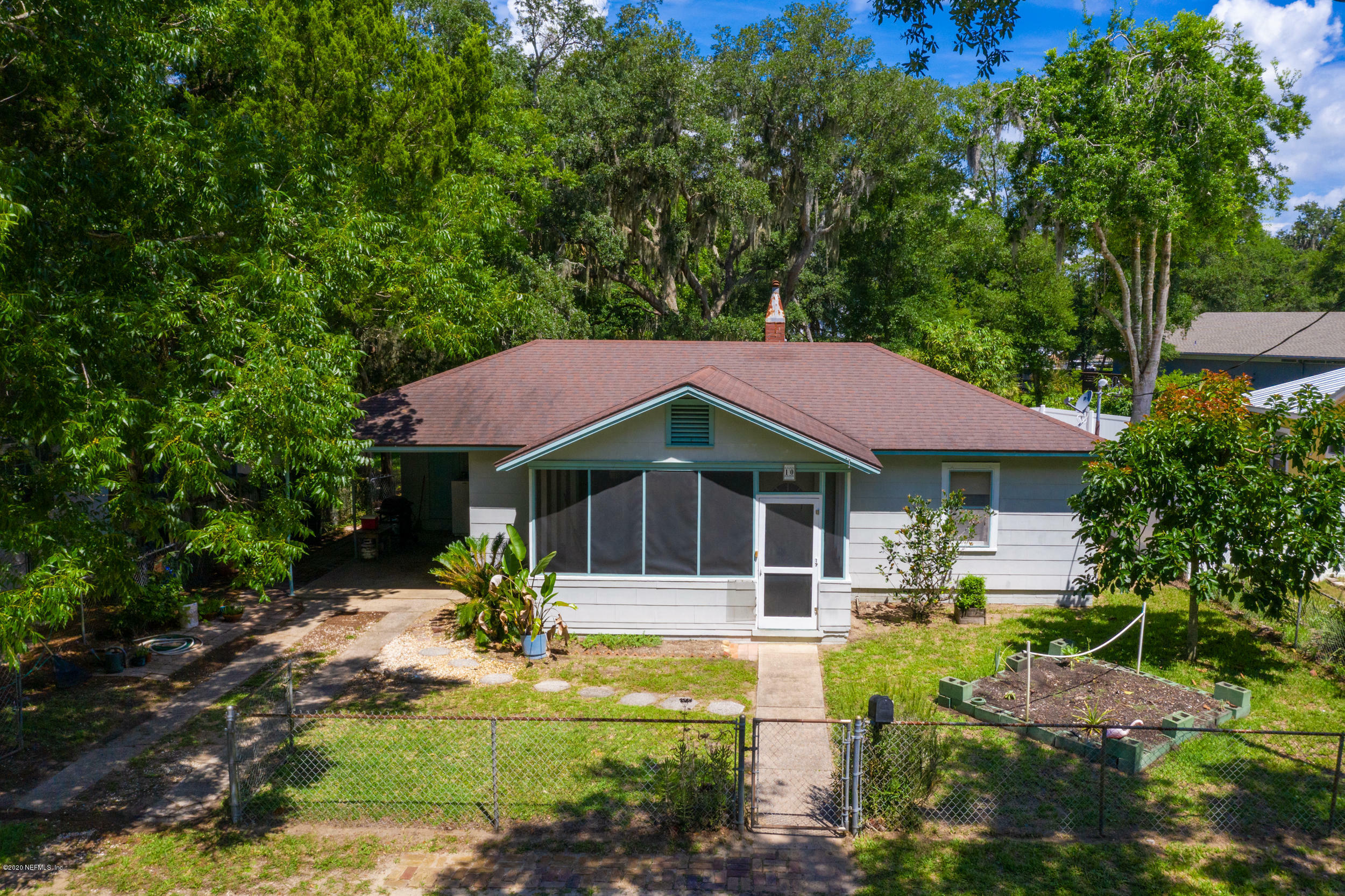 Property Photo:  10 Atlantic Avenue  FL 32084 