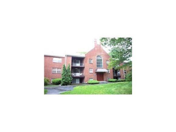 Property Photo: 6 Louisburg Sq.u7 NH 03060