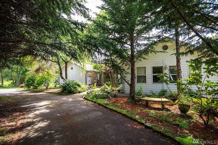 Property Photo: 29954 State Route 525 WA 98239