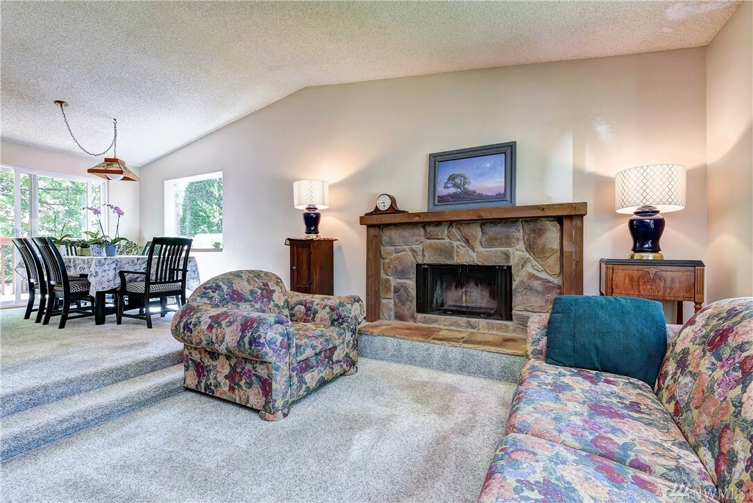 Property Photo:  9024 NE 138th Place  WA 98034 