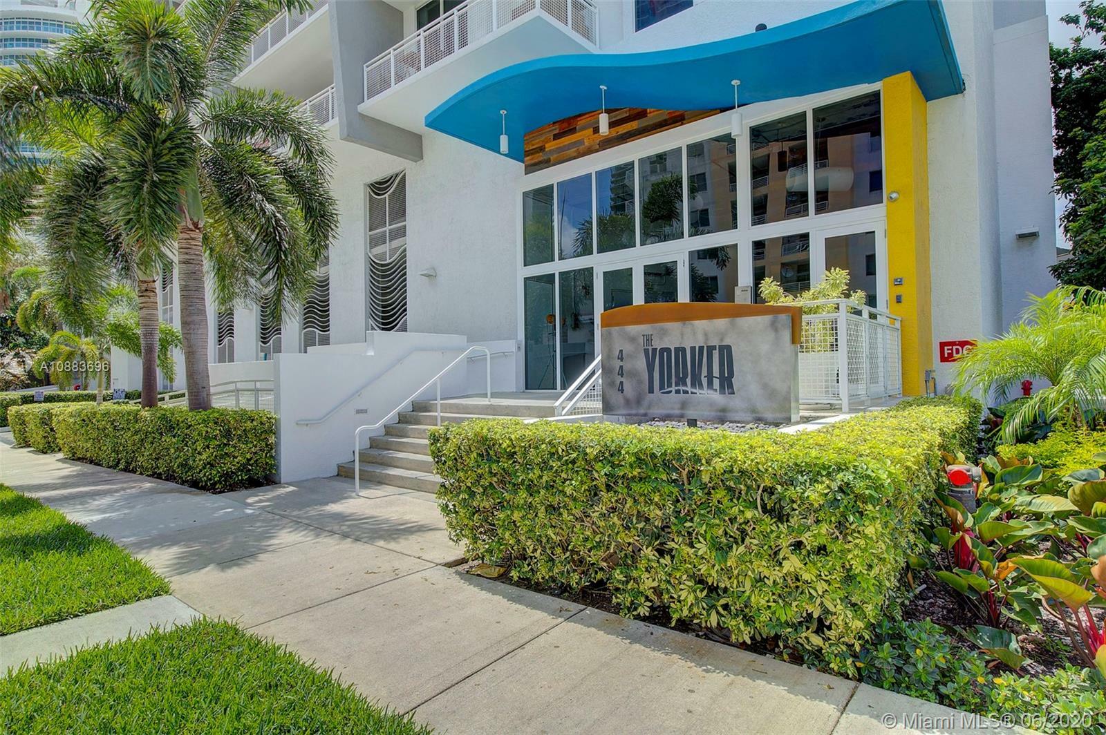 Property Photo:  444 NE 30th St 903  FL 33137 