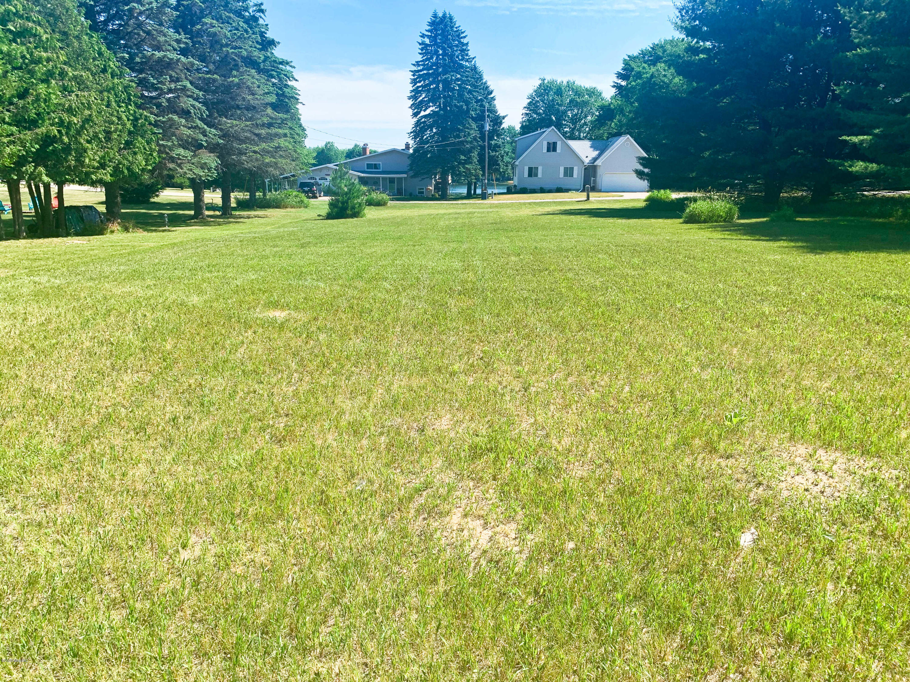 Property Photo: 7105 Southwest Drive MI 49346