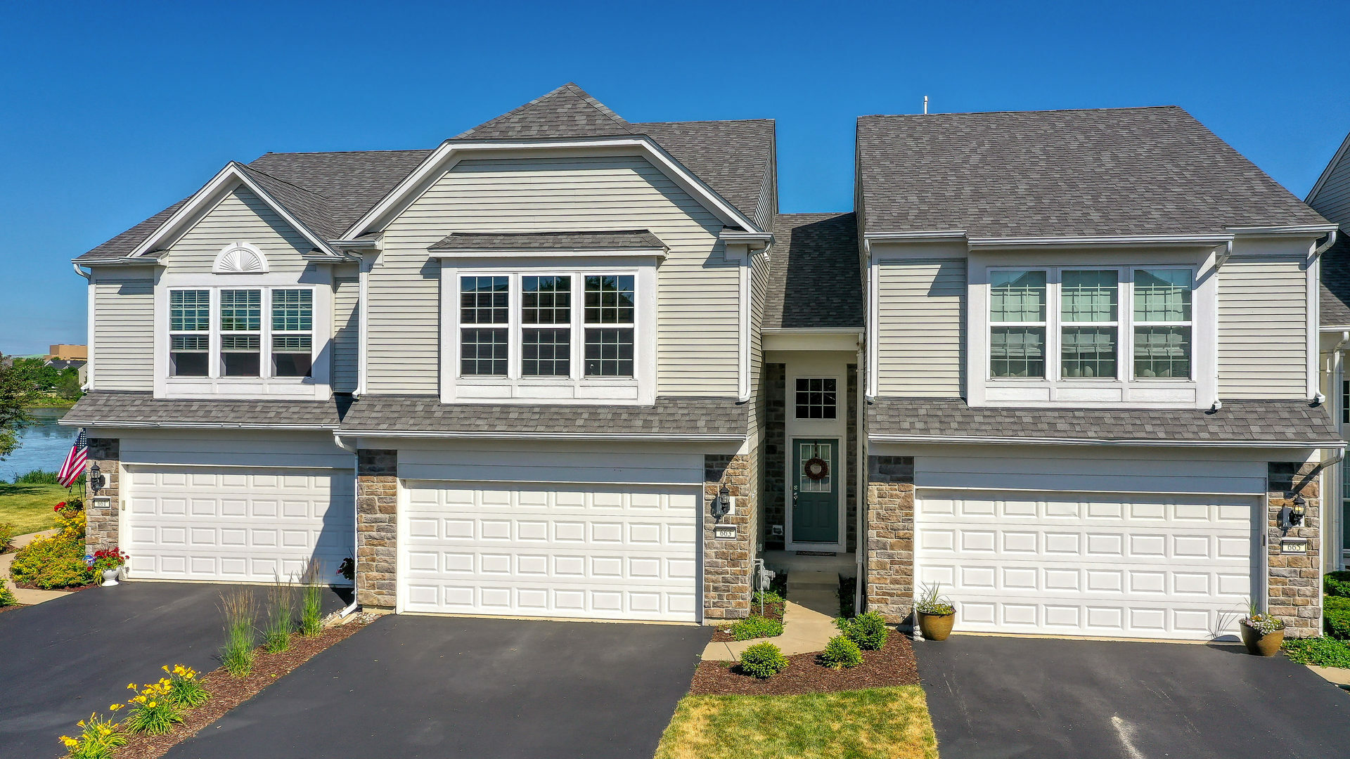 Property Photo: 663 Hawley Drive IL 60543