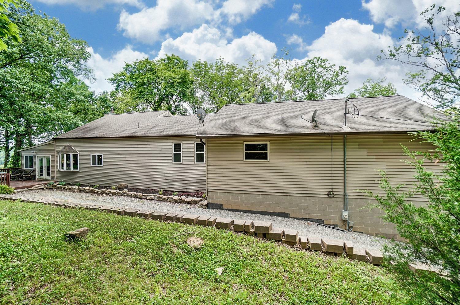 Property Photo:  281 Haw Tree Rd  OH 45120 