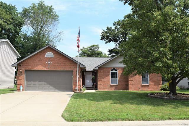 Property Photo: 136 Huntleigh Drive 62220