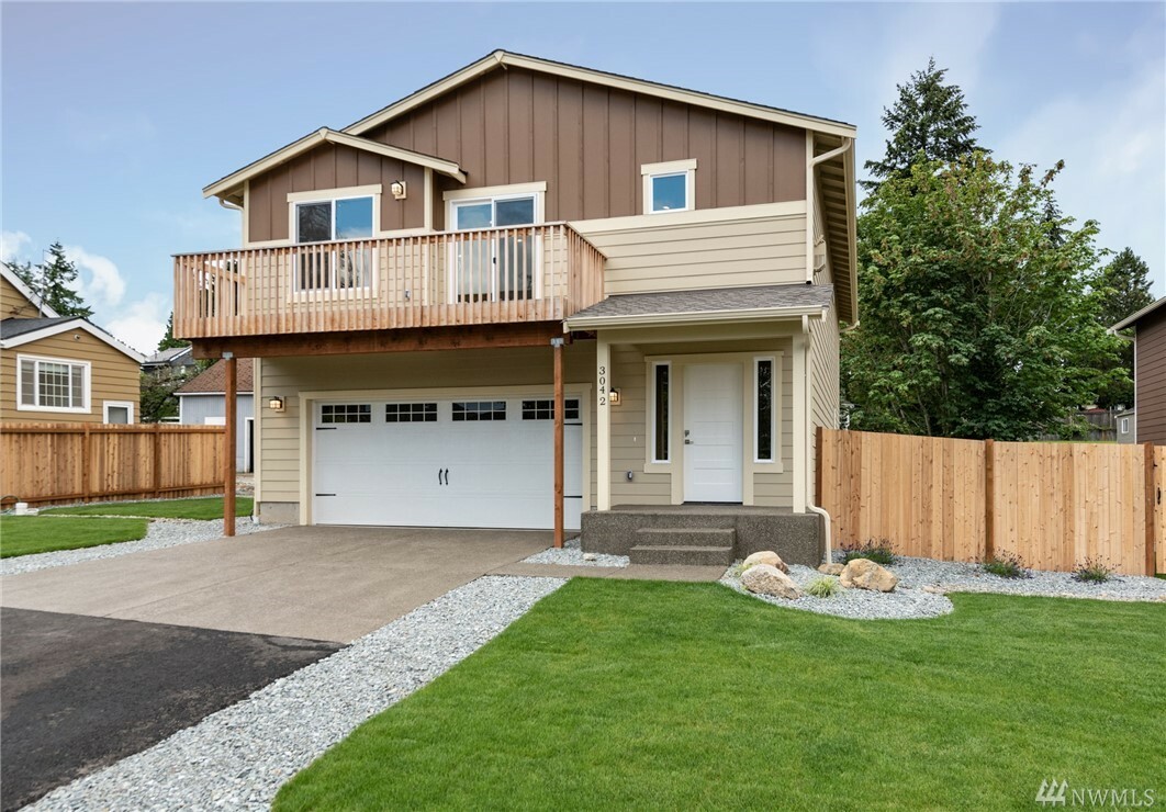 Property Photo:  3042 S 146th St  WA 98168 