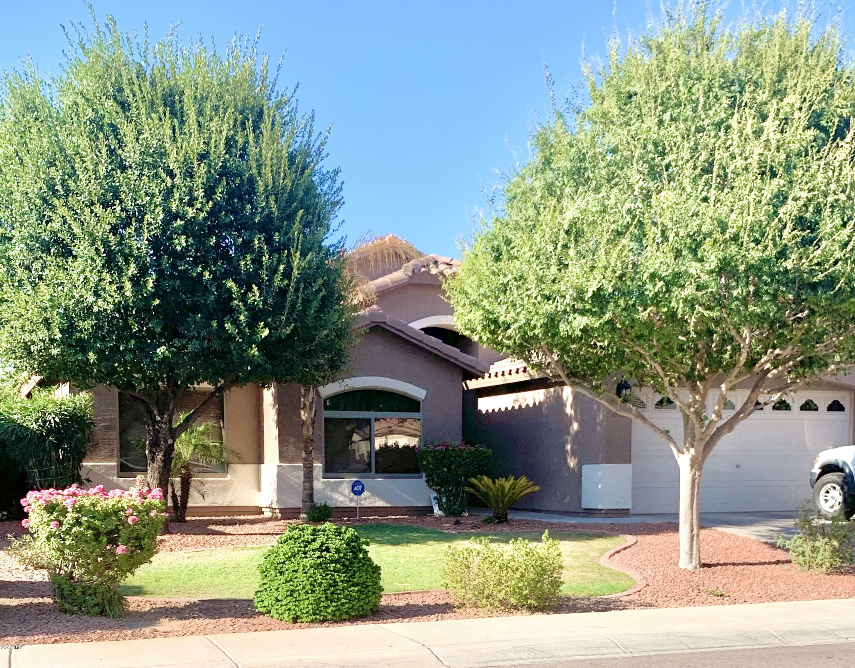 Property Photo:  10318 W Odeum Lane  AZ 85353 