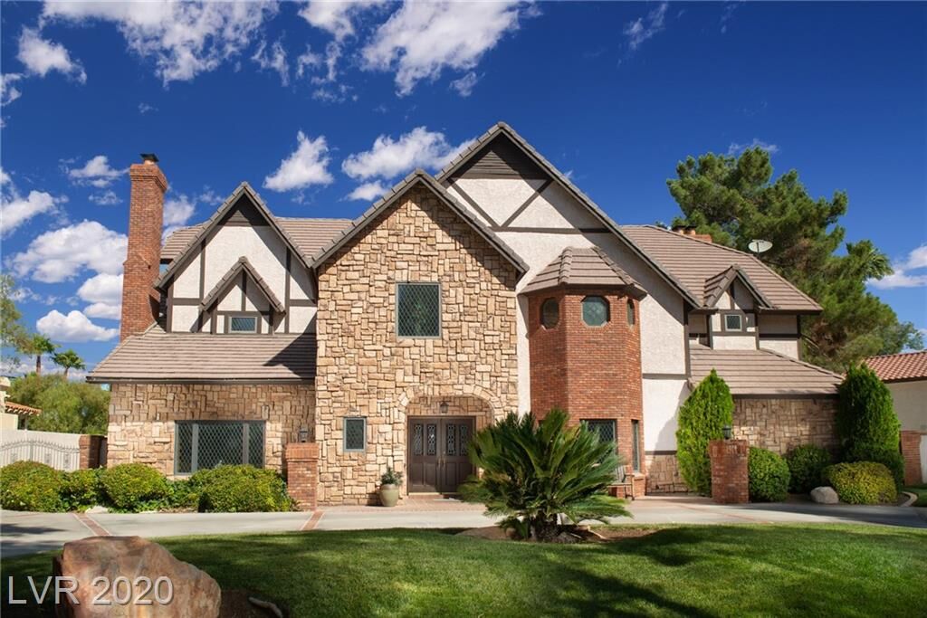 Property Photo: 30 Quail Hollow Drive NV 89014