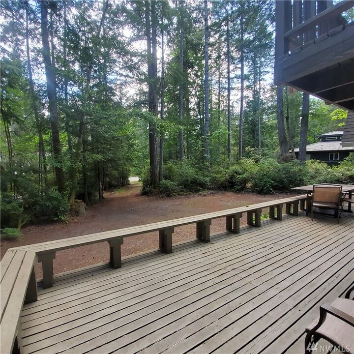 Property Photo: 337 E Pointes Drive E WA 98584